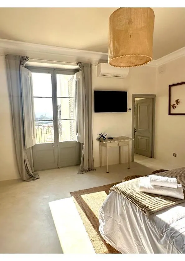 C'Anne Marie Bed & Breakfast Palafrugell 0*,  Spain